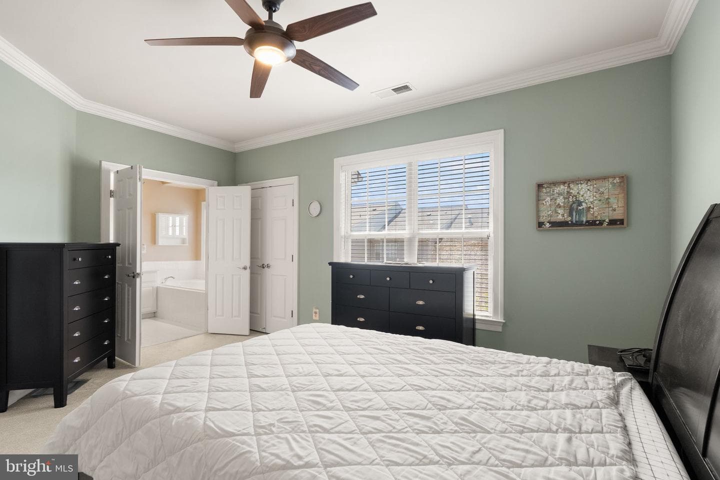 610 Battery Terrace NE photo 24
