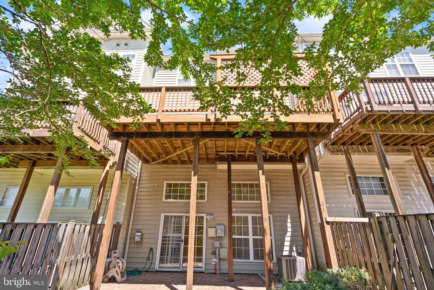 610 Battery Terrace NE photo 42