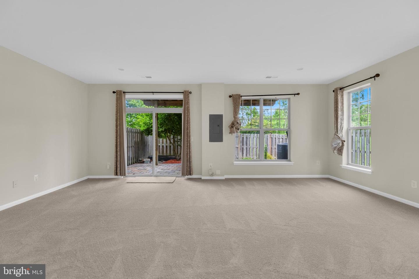 25284 Arrowroot Terrace photo 29