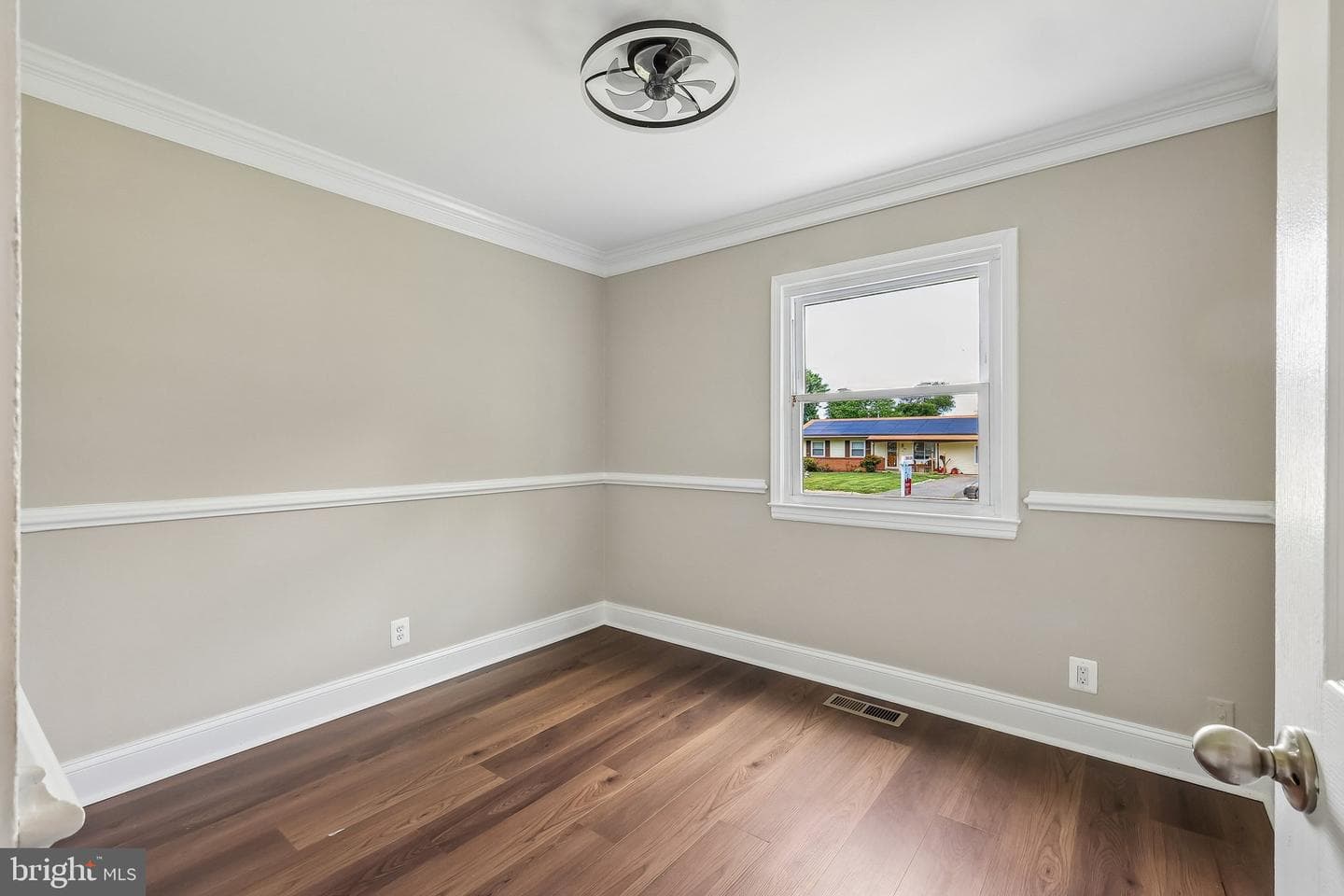 108 N Cypress Road N photo 20