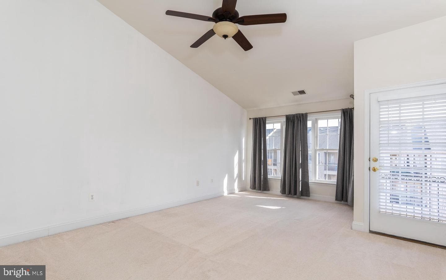 25835 Turlough Terrace photo 38