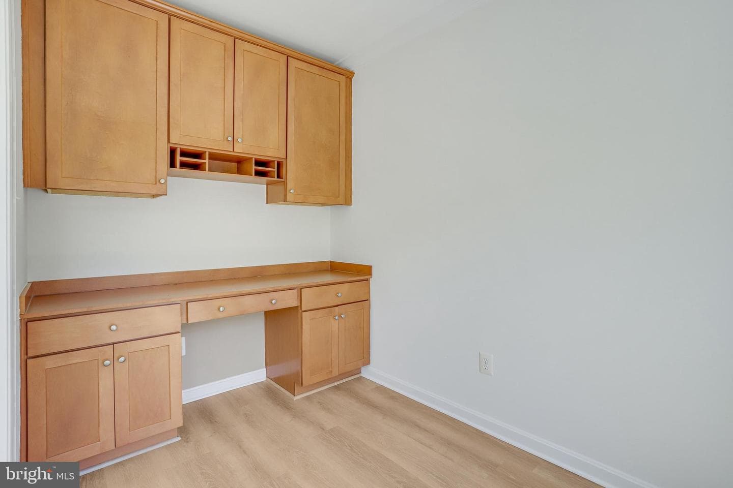 19283 Winmeade Drive photo 13