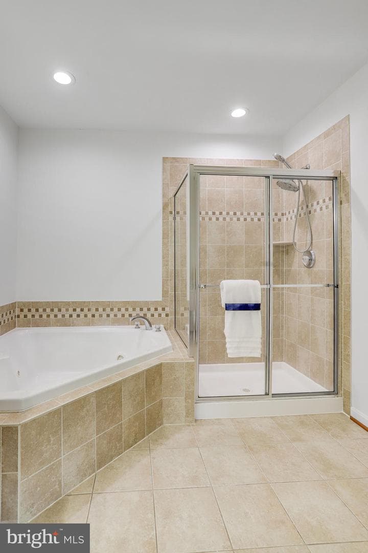 19283 Winmeade Drive photo 35
