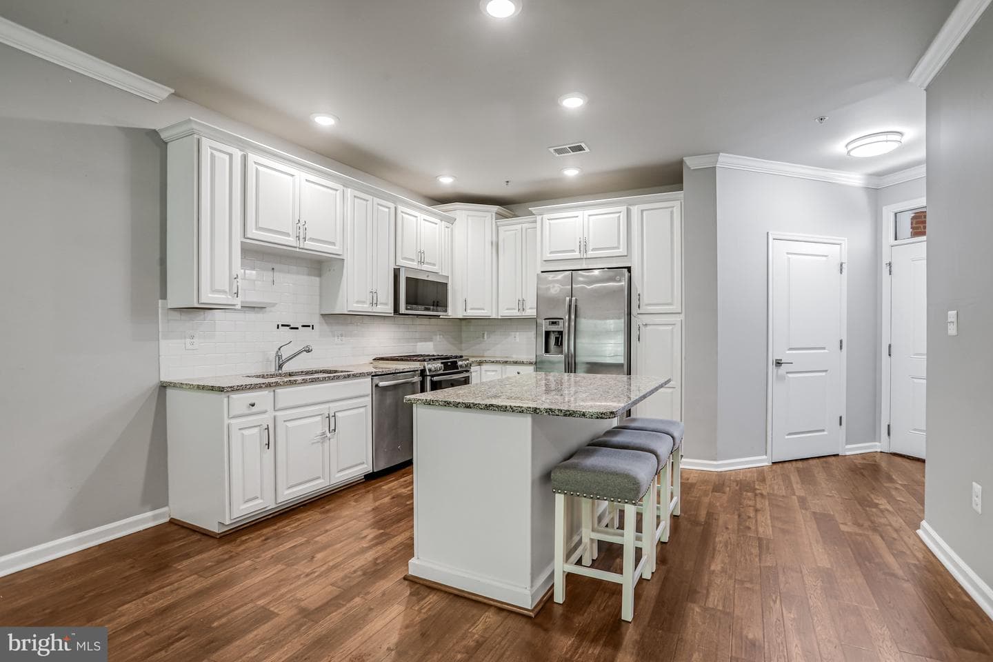 23225 Milltown Knoll Square #111 photo 8