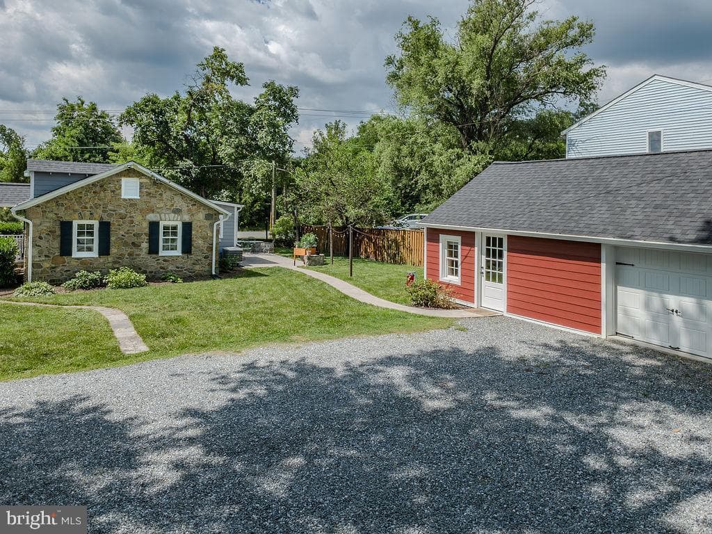 102 Phillips Court NW photo 43