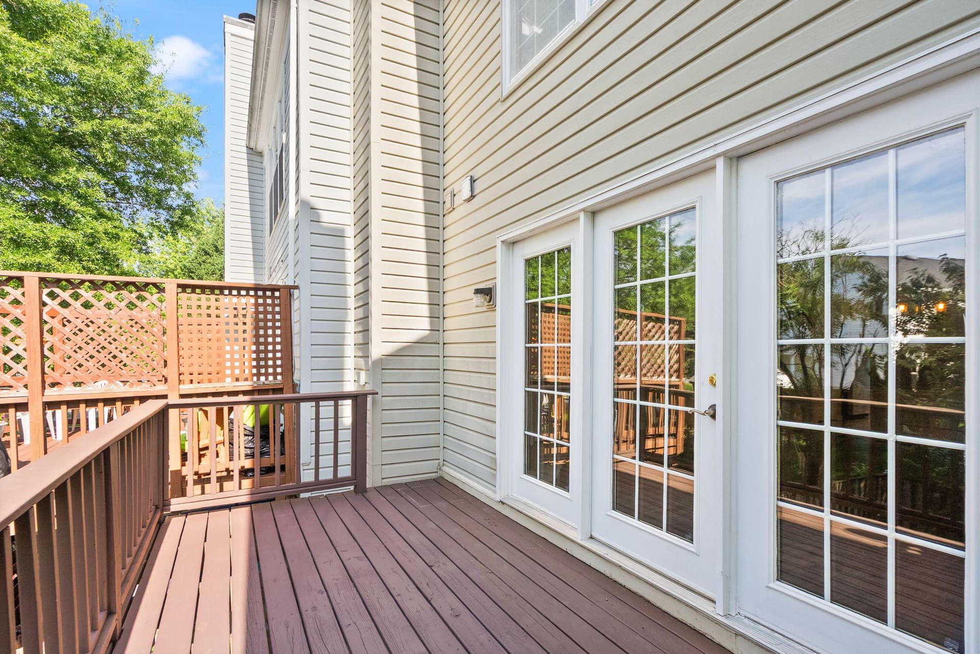 303 Barnfield Square NE photo 10