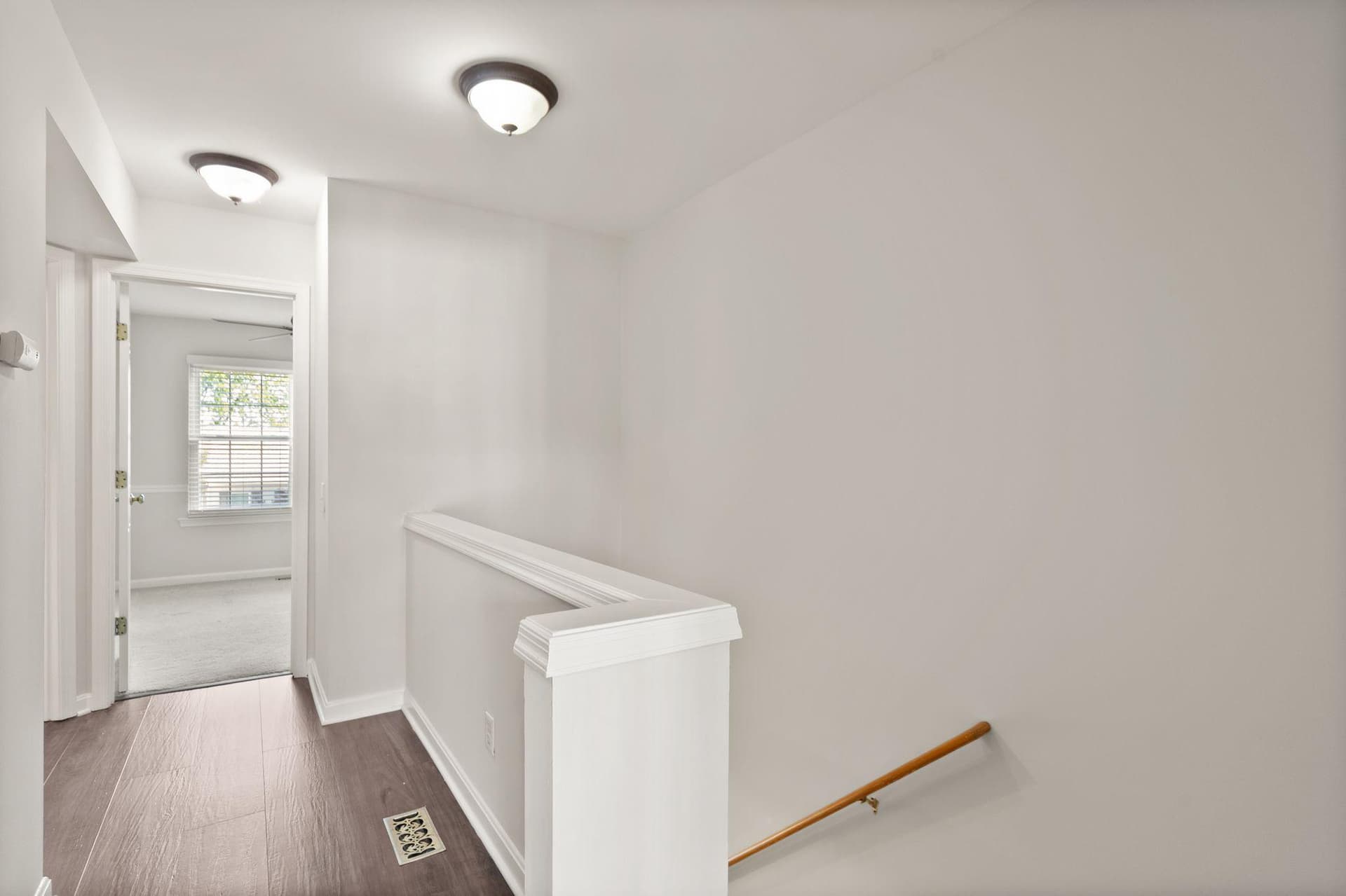 303 Barnfield Square NE photo 16