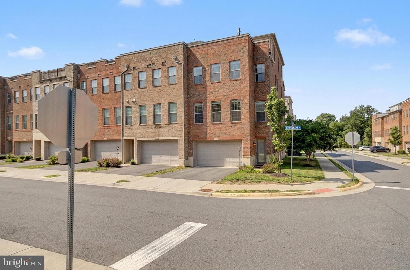 23398 Epperson Square photo 57