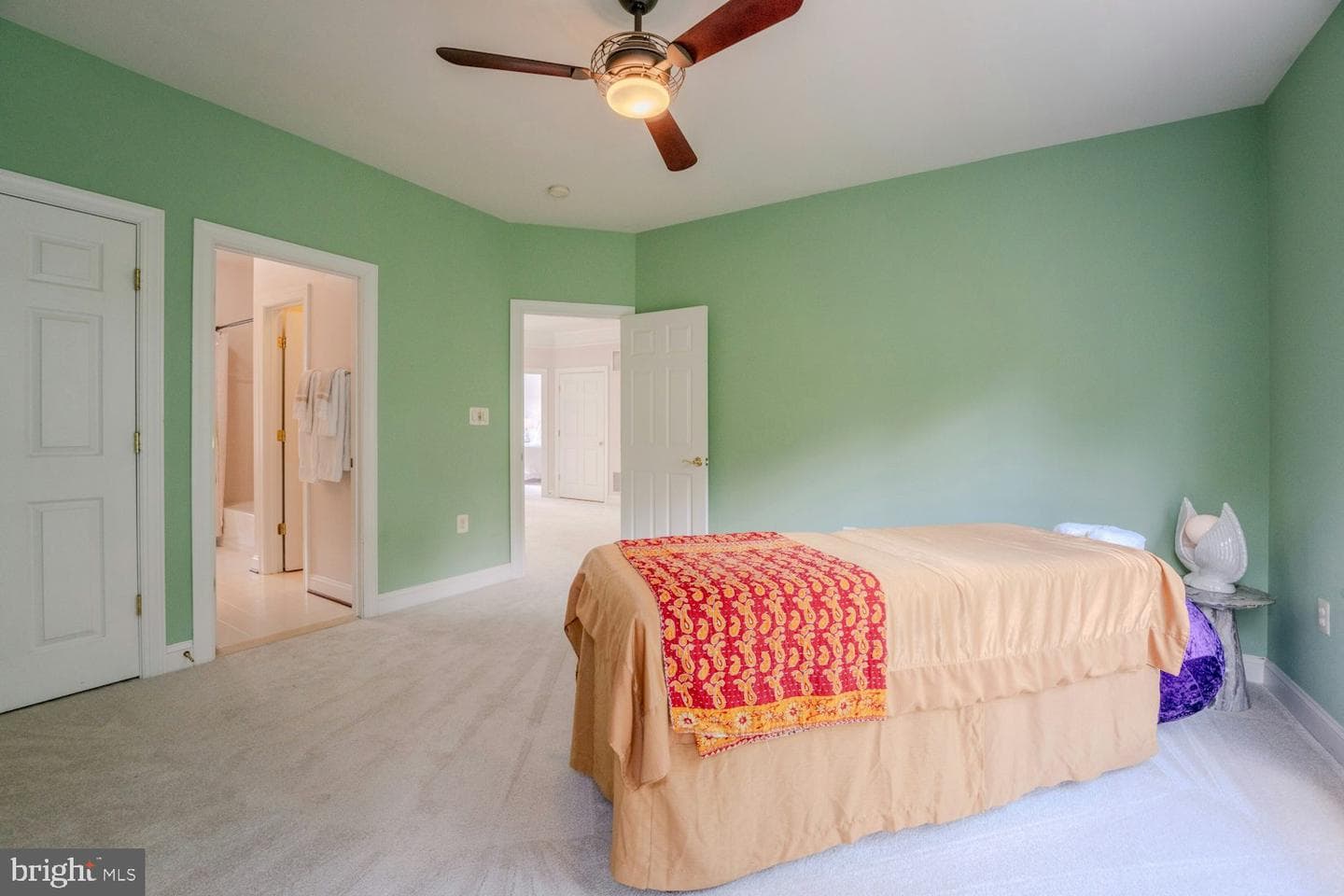 106 Calvary Court SE photo 52