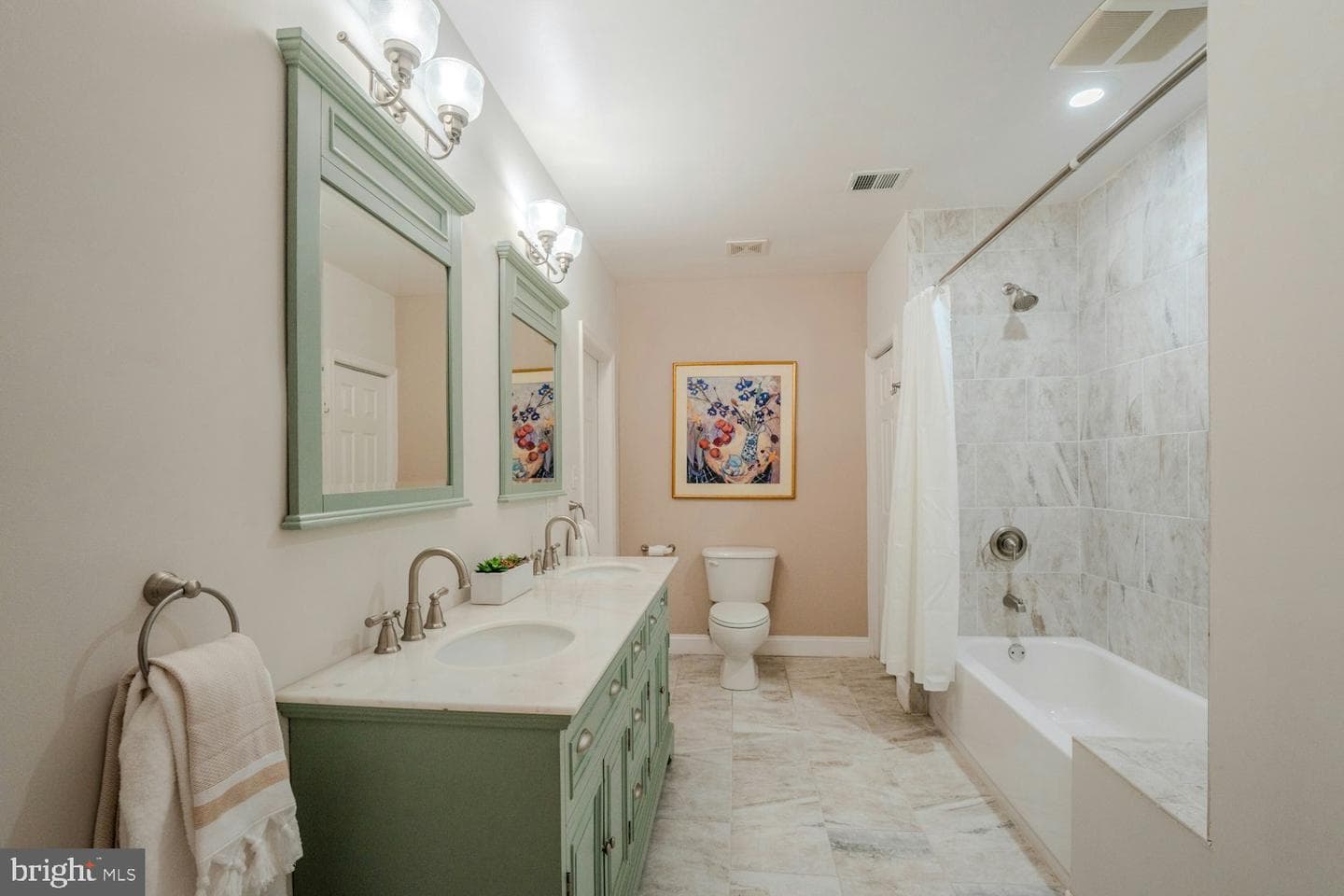 106 Calvary Court SE photo 66