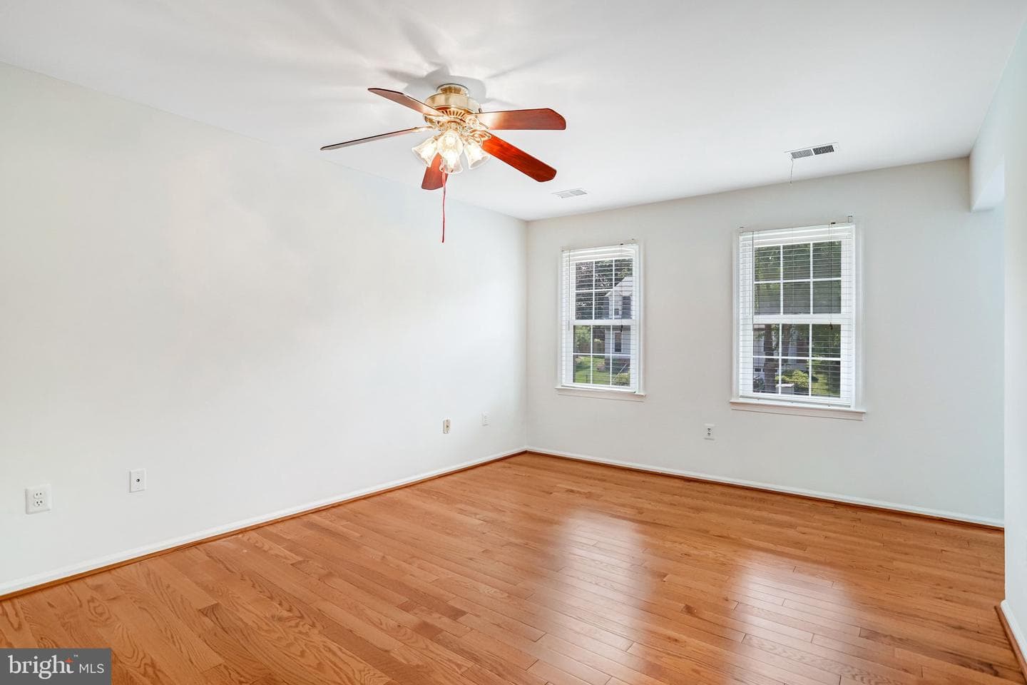 124 Environs Road photo 37