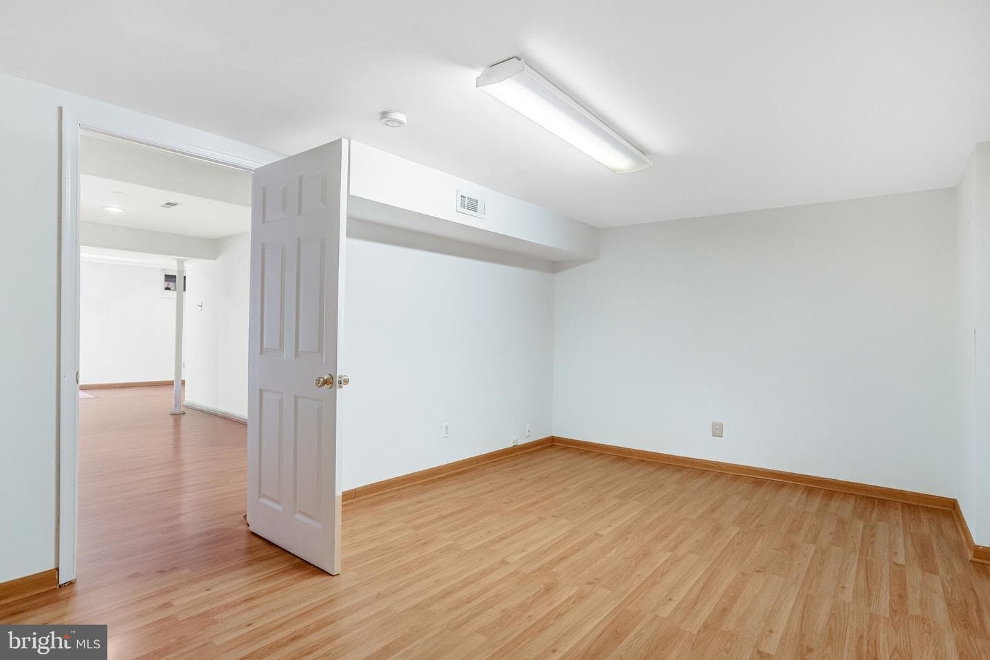 124 Environs Road photo 57