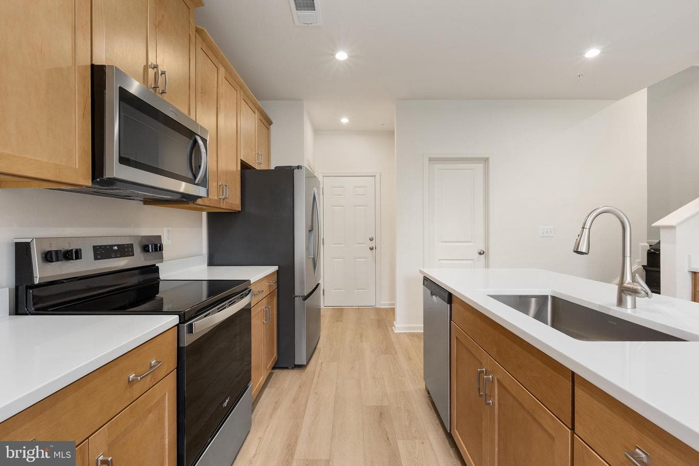 20878 Murry Falls Terrace photo 11