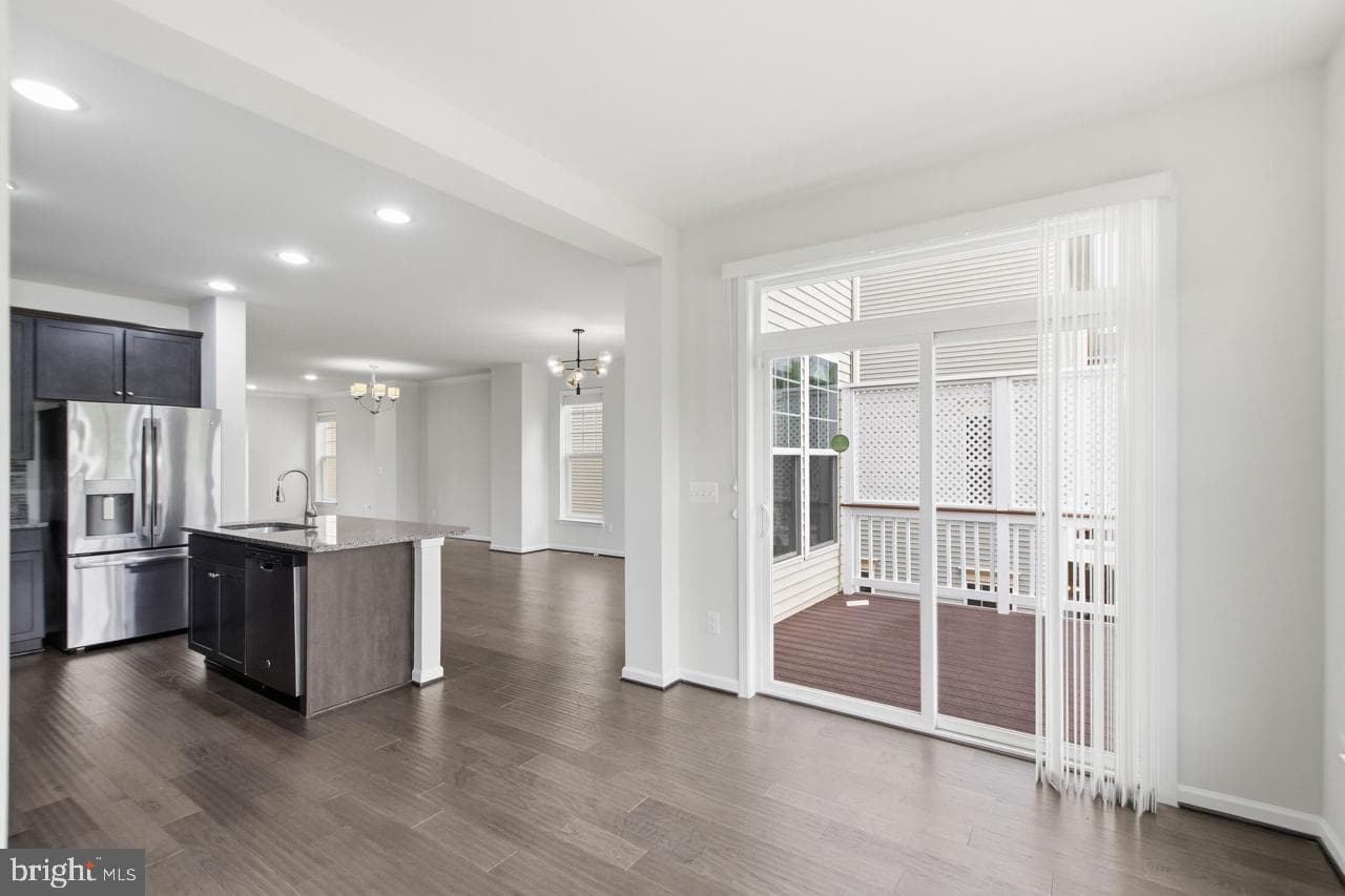 25288 Arrowroot Terrace photo 20