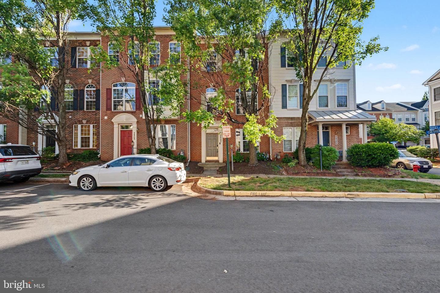 46202 Walpole Terrace photo 32