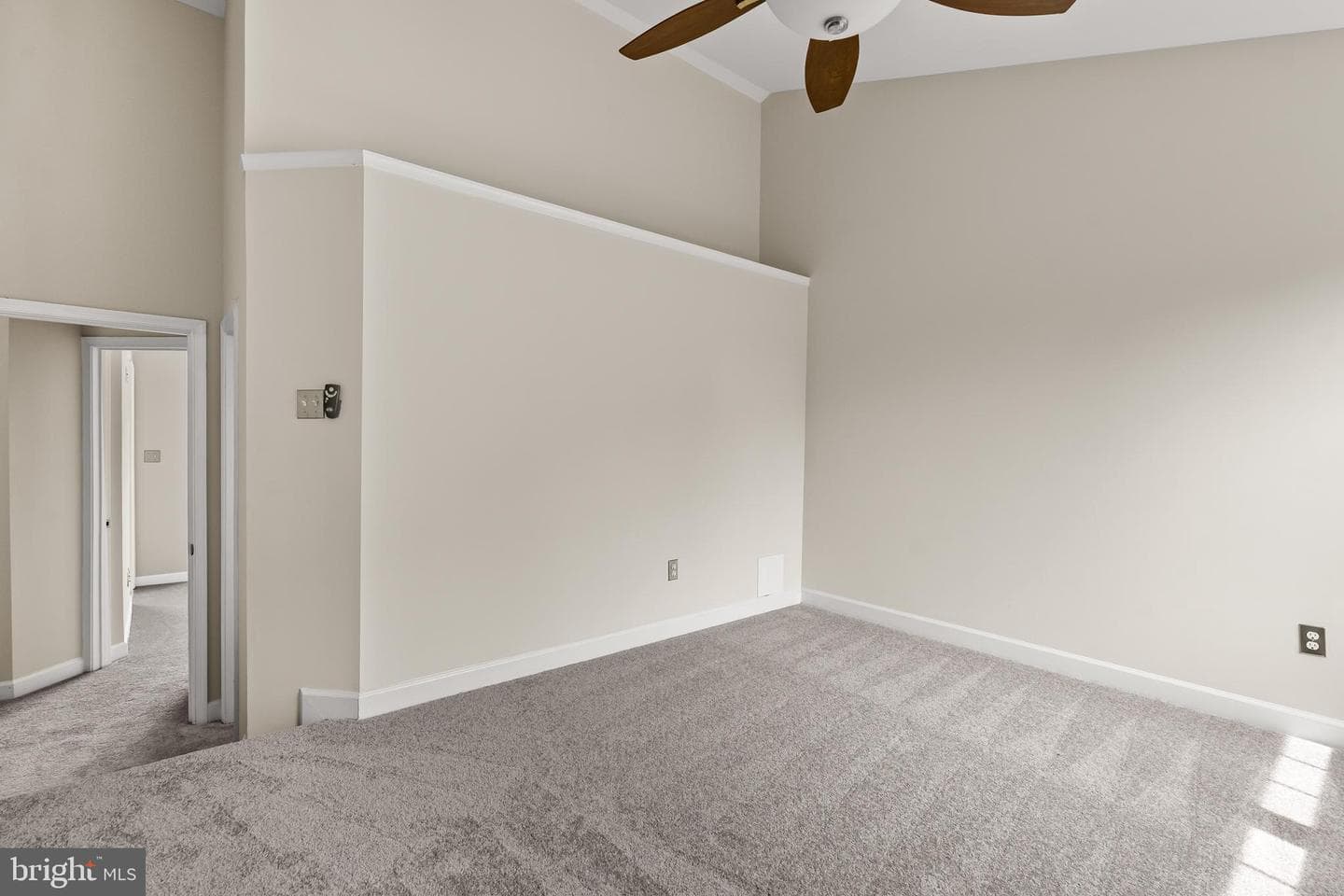 47690 Woolcott Square photo 18