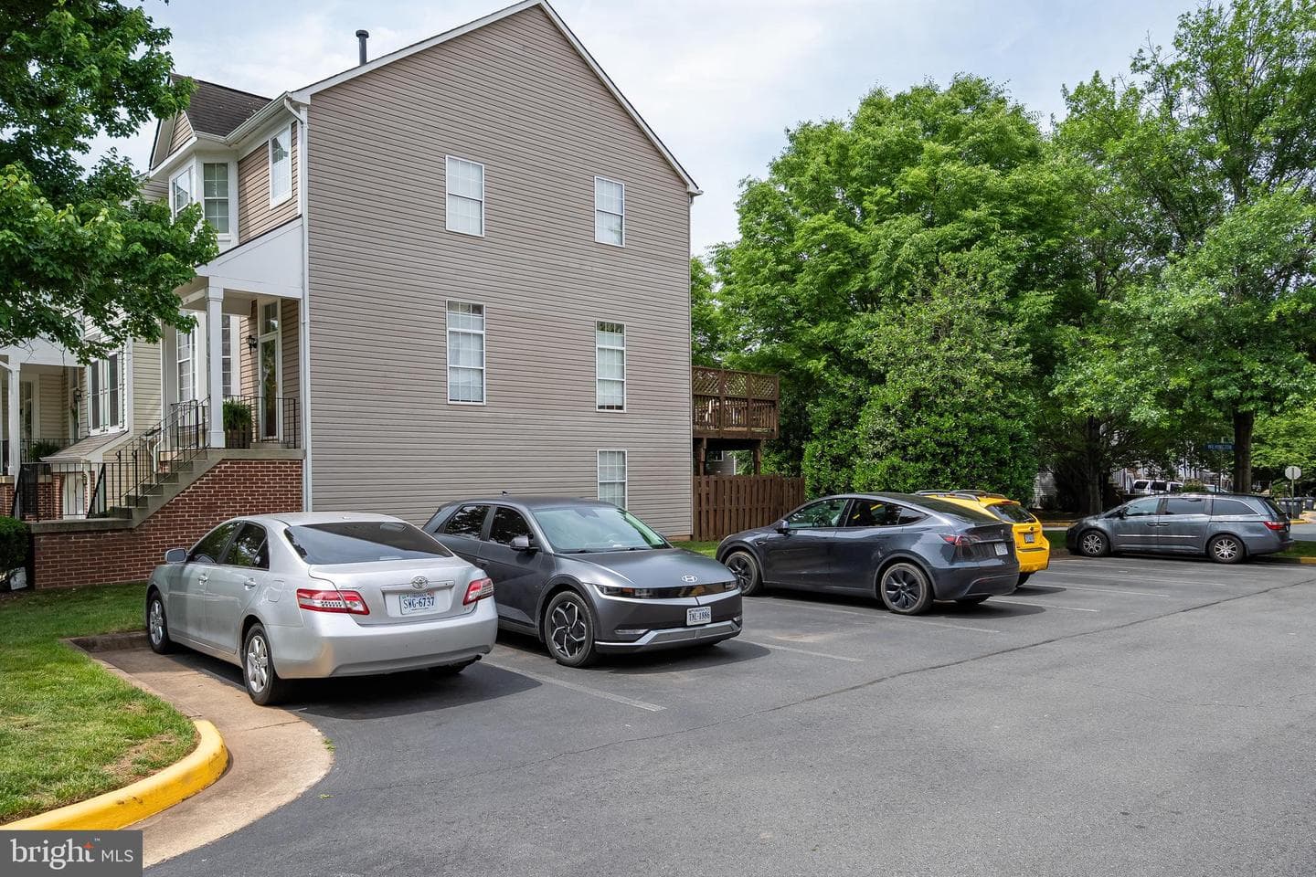 47690 Woolcott Square photo 43