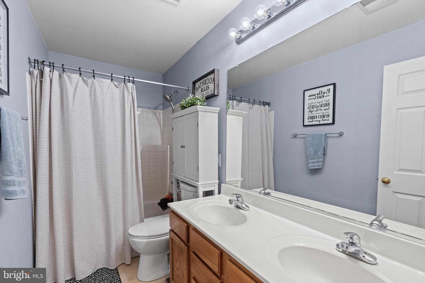 20518 Middlebury Street photo 26