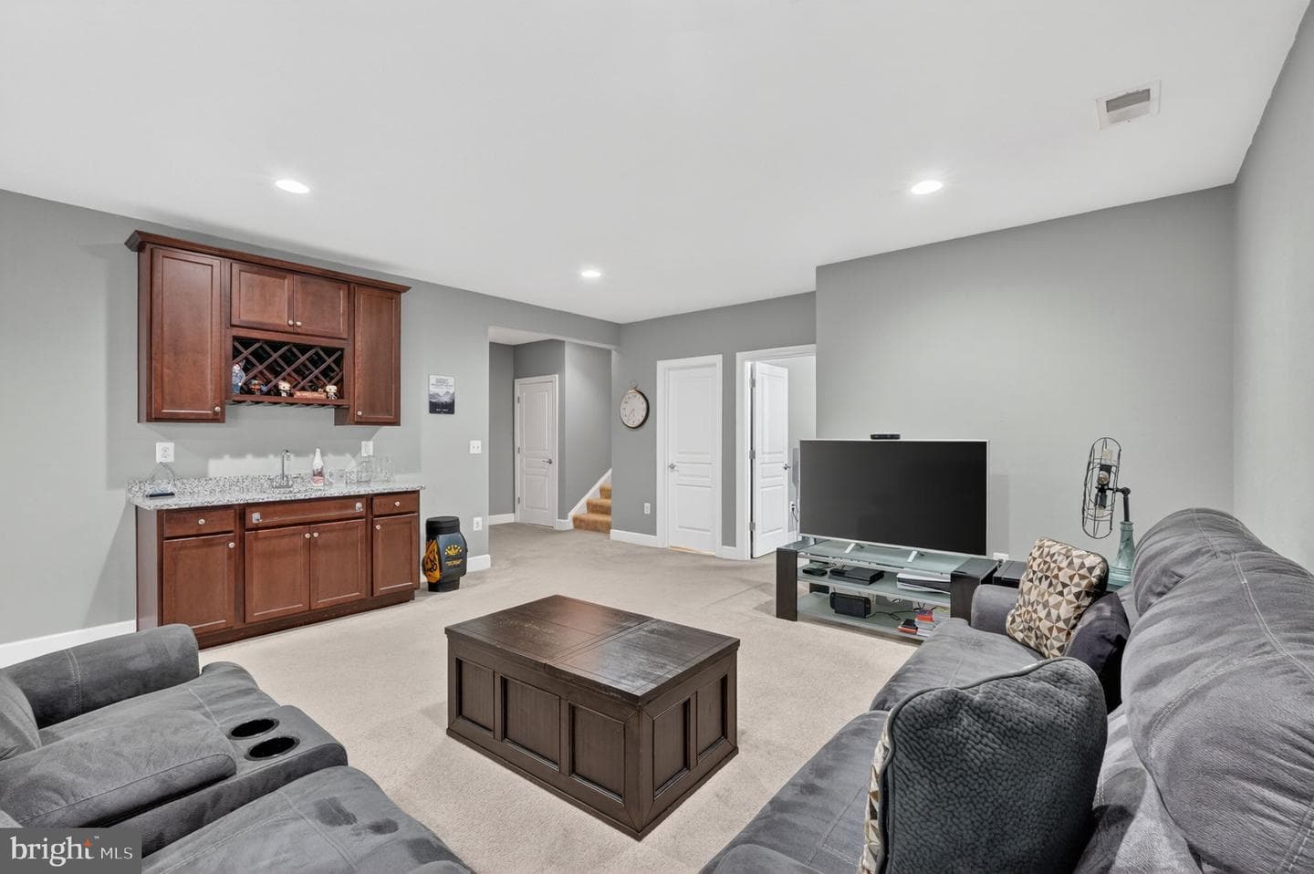 15631 Avebury Manor Place photo 36