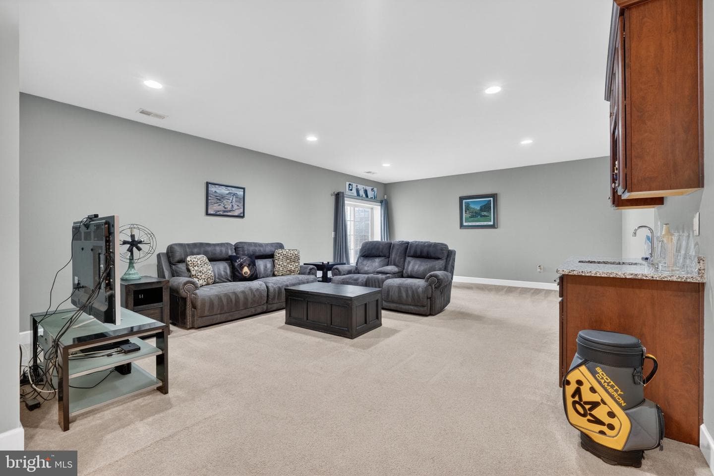 15631 Avebury Manor Place photo 37