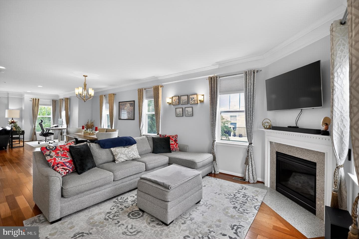 24713 Capecastle Terrace photo 6
