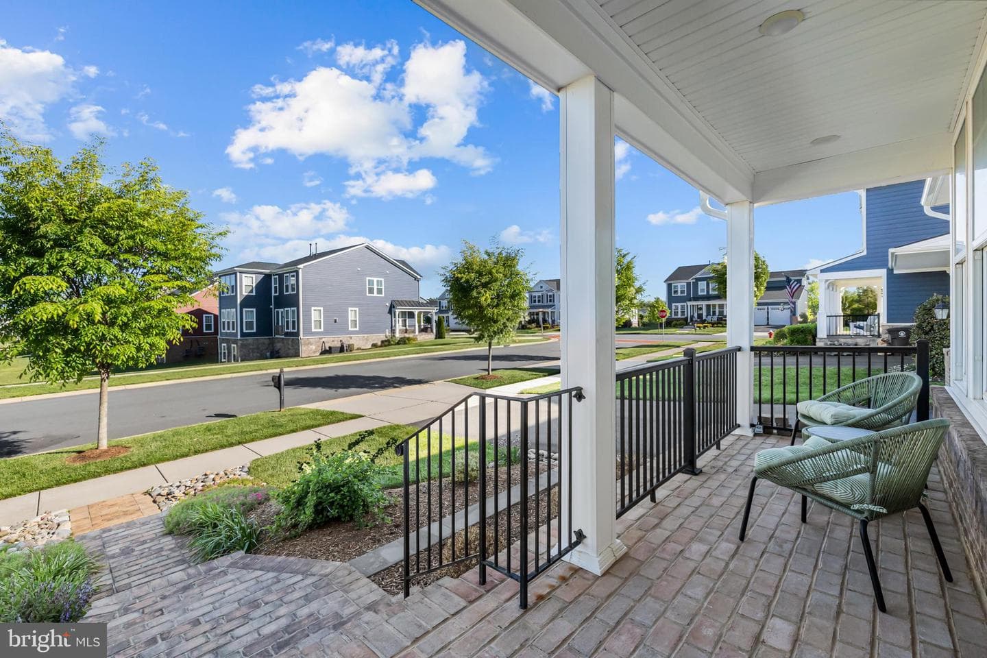 1122 Laconian Street SE photo 3