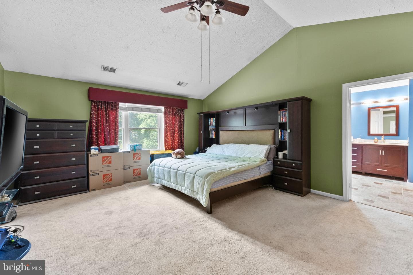 14 Stafford Court photo 22