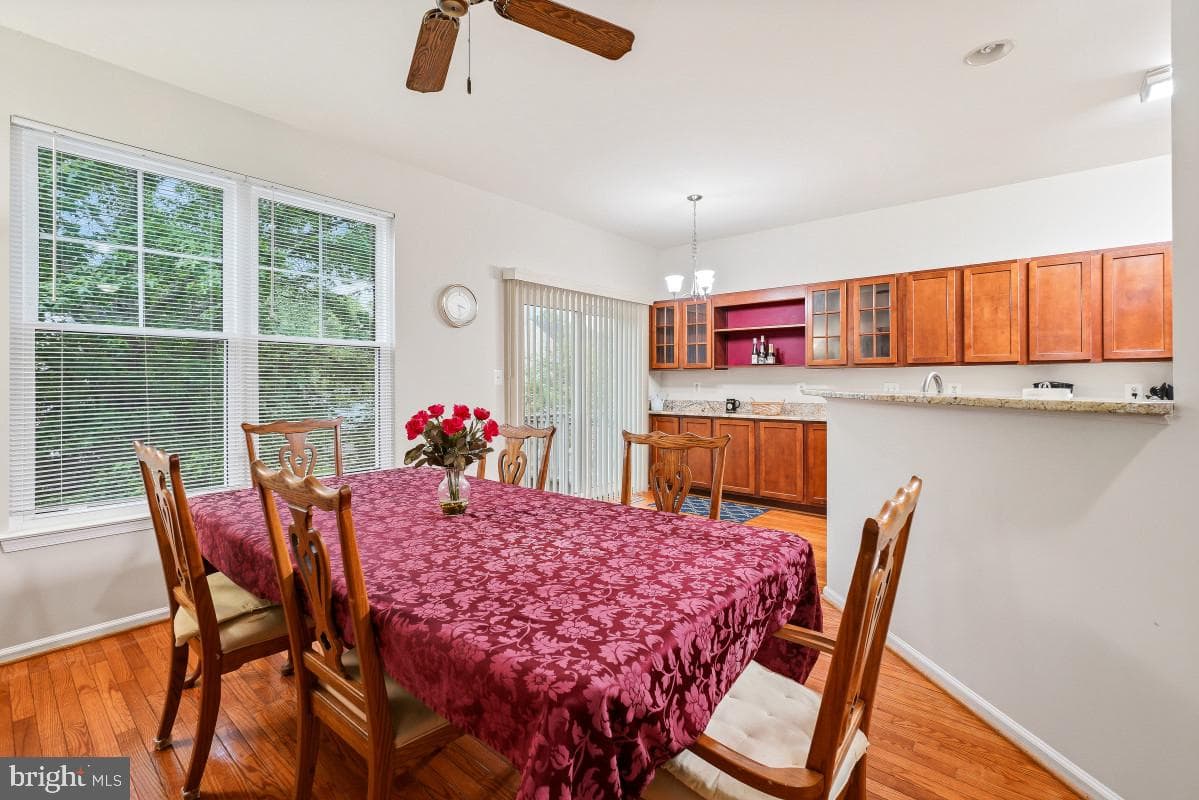 43533 Laidlow Street photo 9