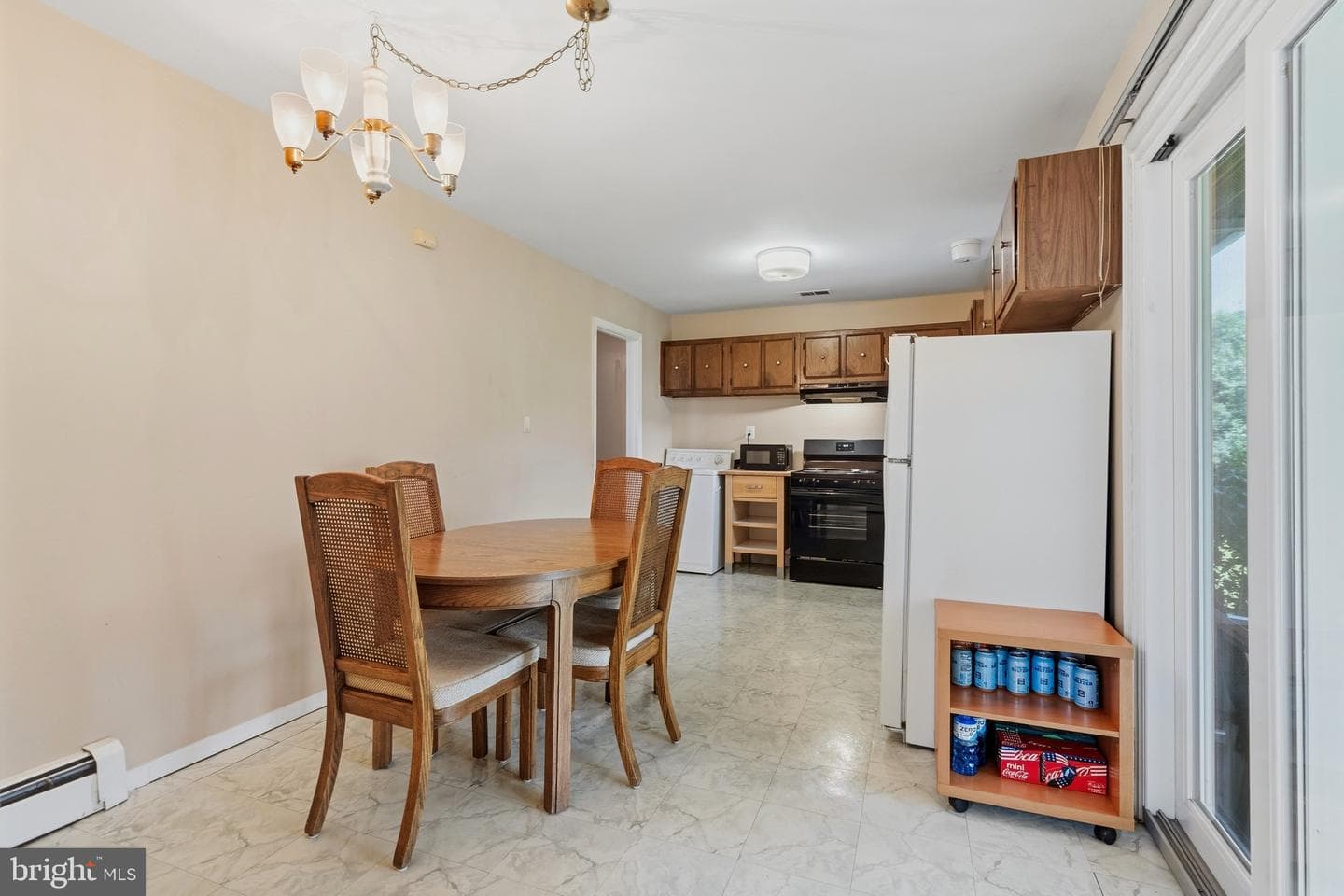 813 N Argonne Avenue photo 9