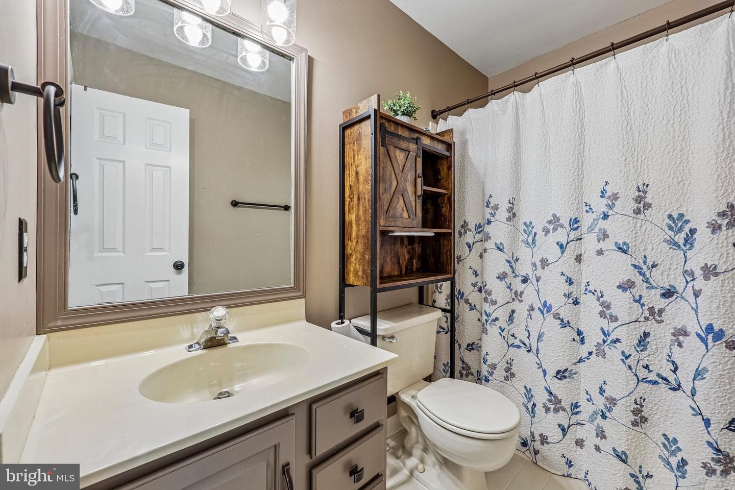 21341 Thimbleweed Court photo 34