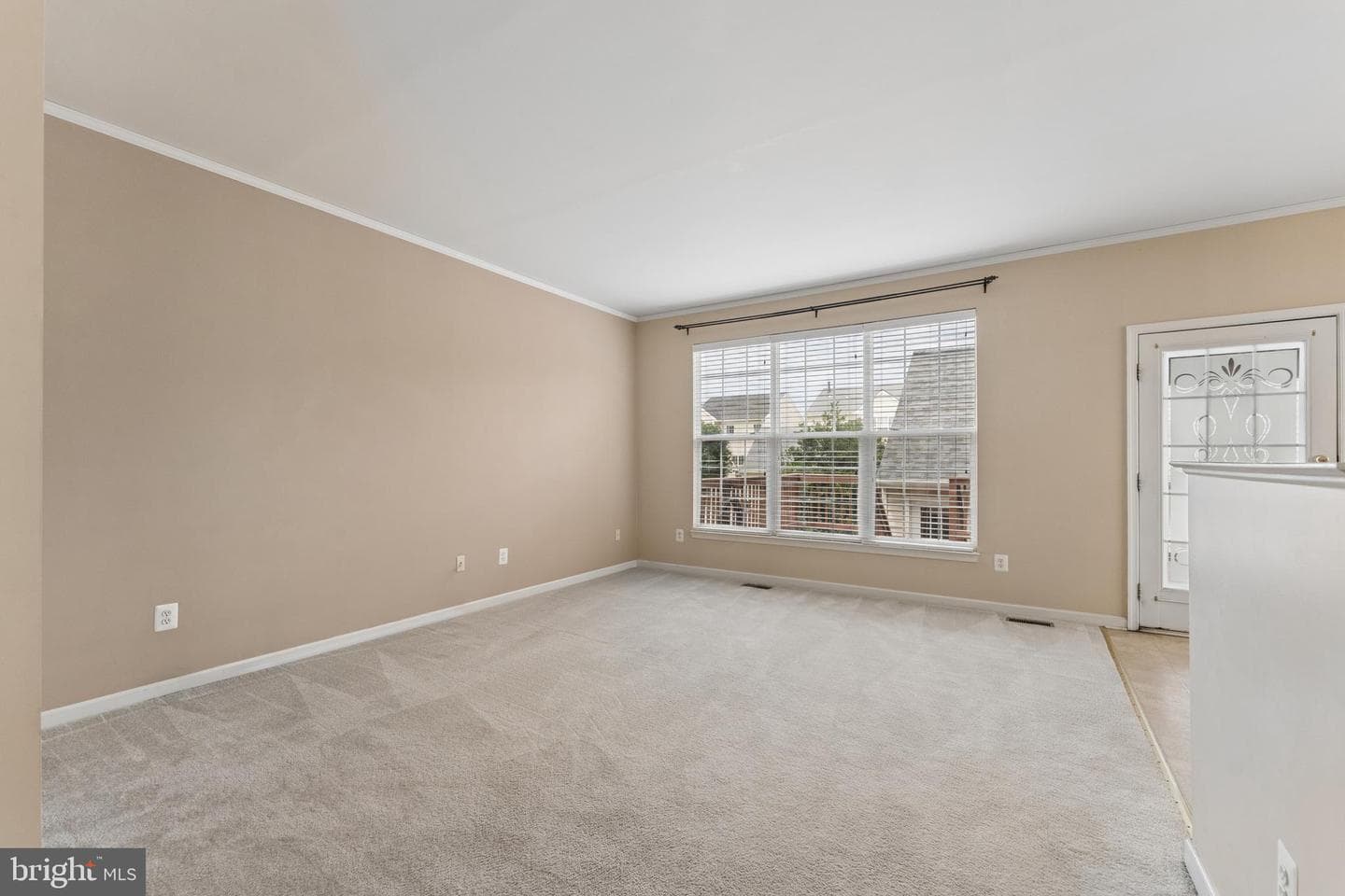 42650 Harris Street photo 12