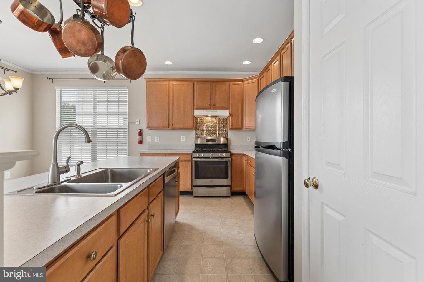 42650 Harris Street photo 22