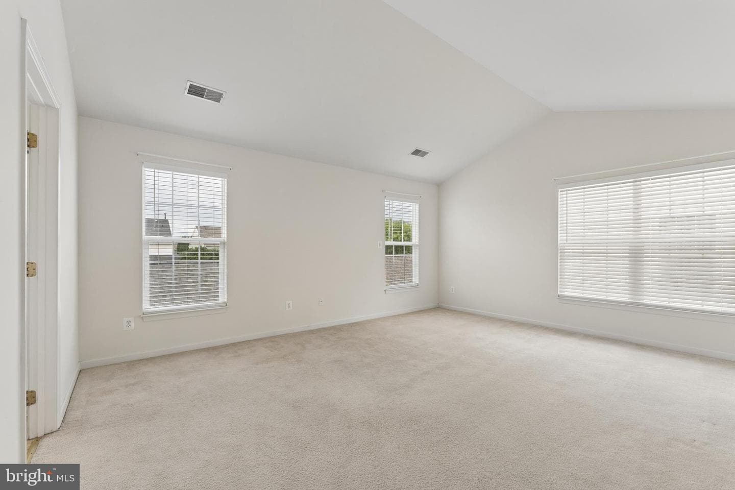 42650 Harris Street photo 26