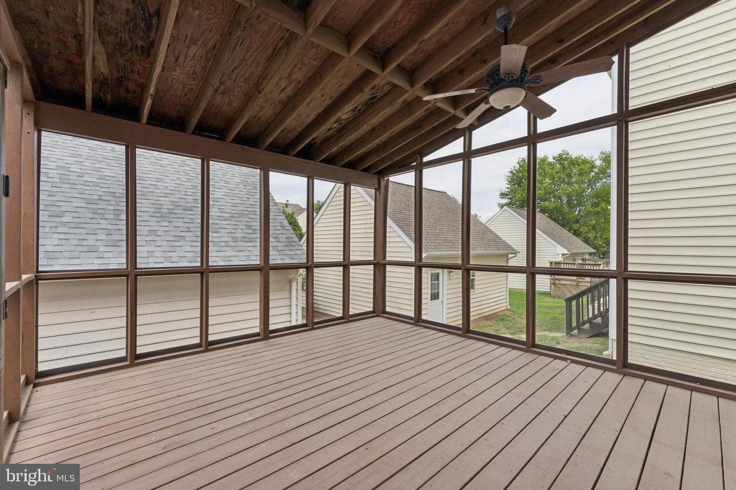 42650 Harris Street photo 47