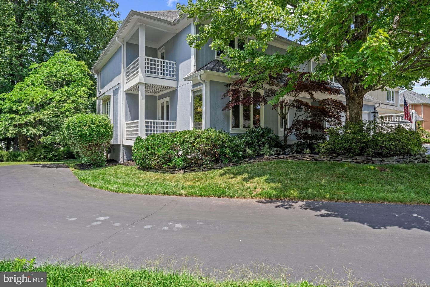 20869 Channel Court, Sterling
