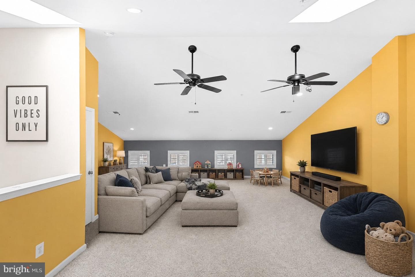 43117 Shore Square photo 15