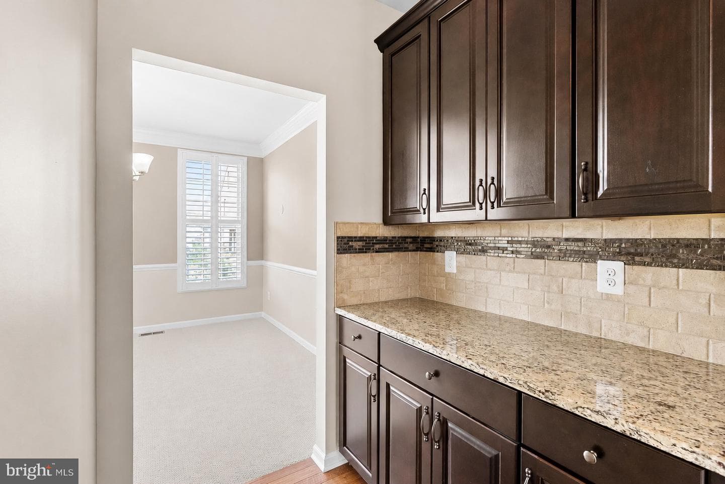 43117 Shore Square photo 6
