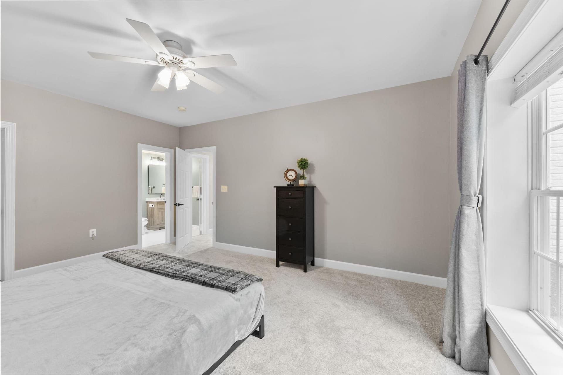 18510 Barton Place photo 70