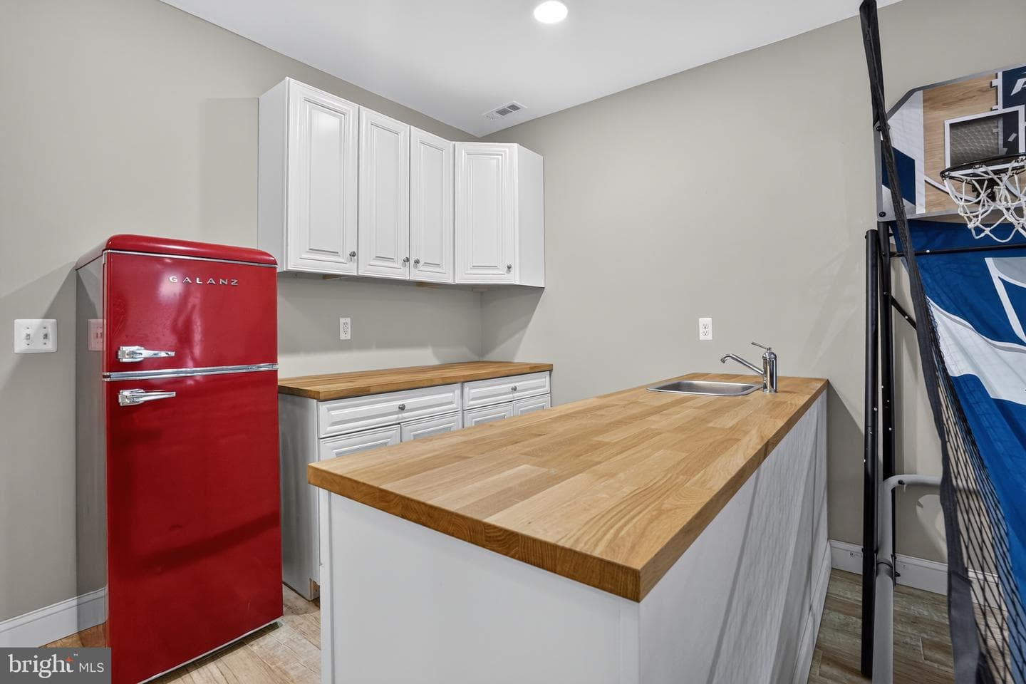 41858 Farnborough Place photo 45