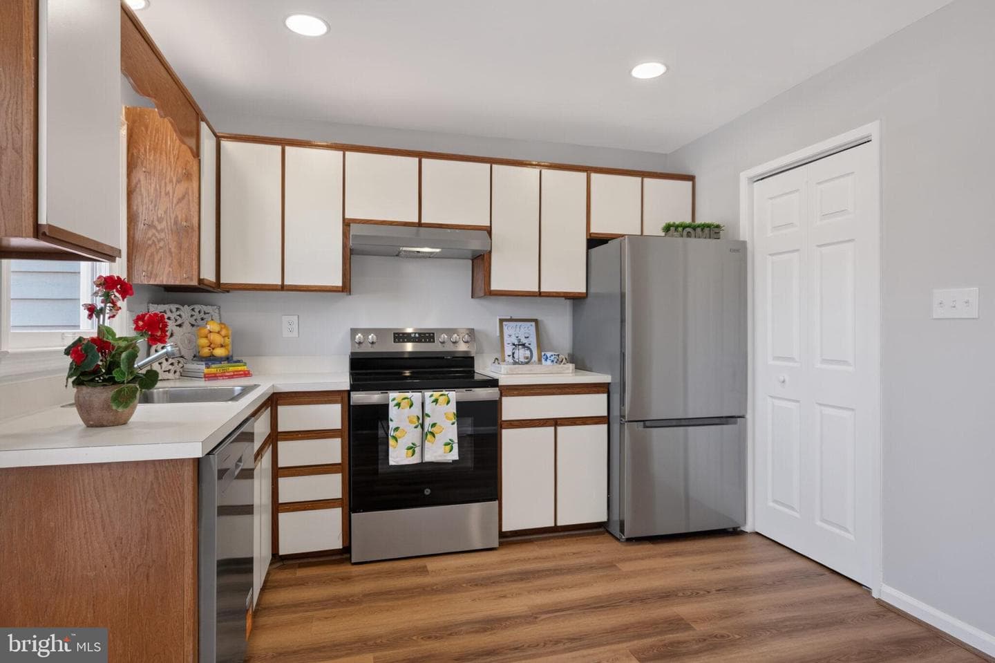 103 W O Street photo 11