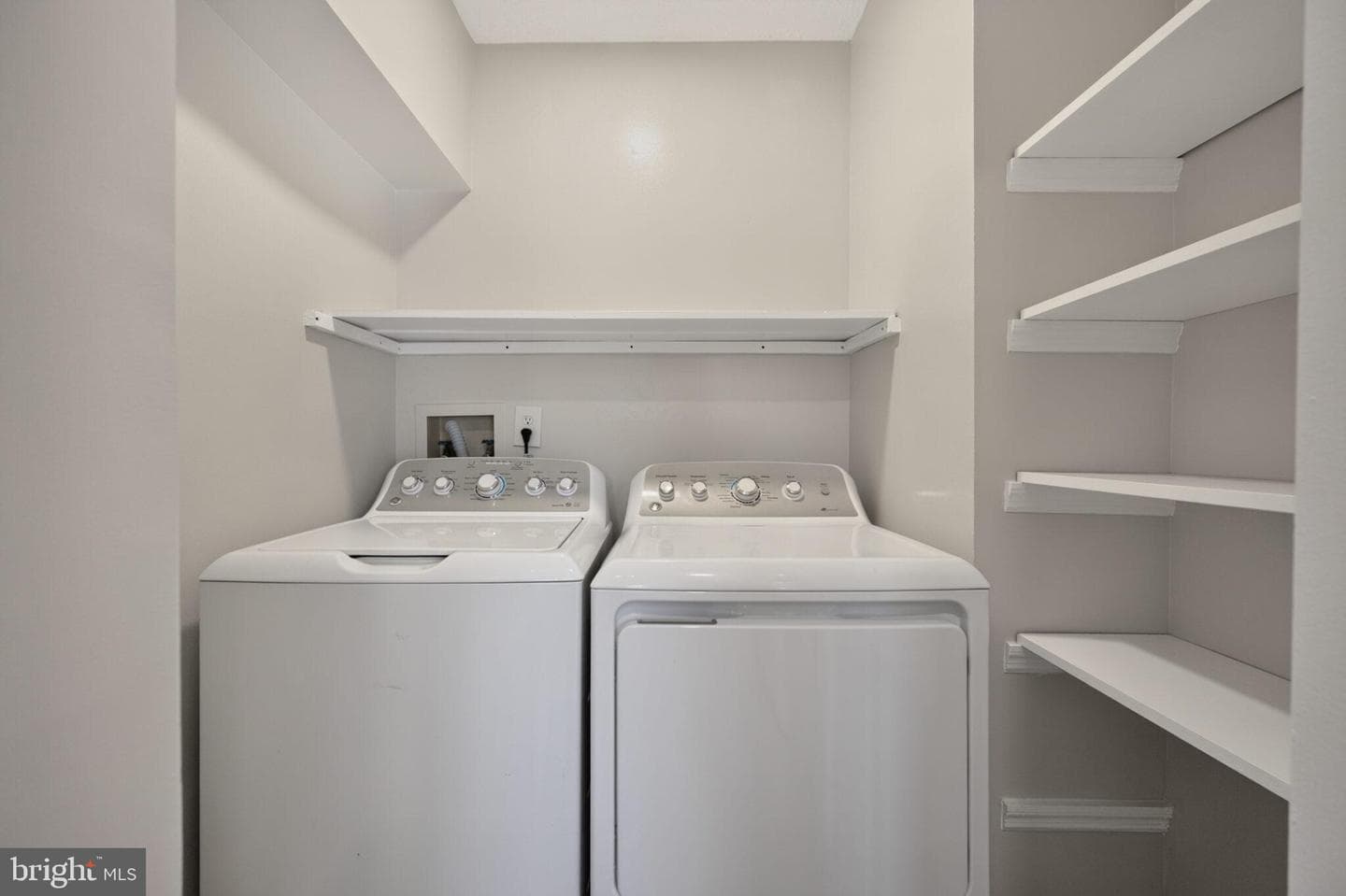 103 W O Street photo 17