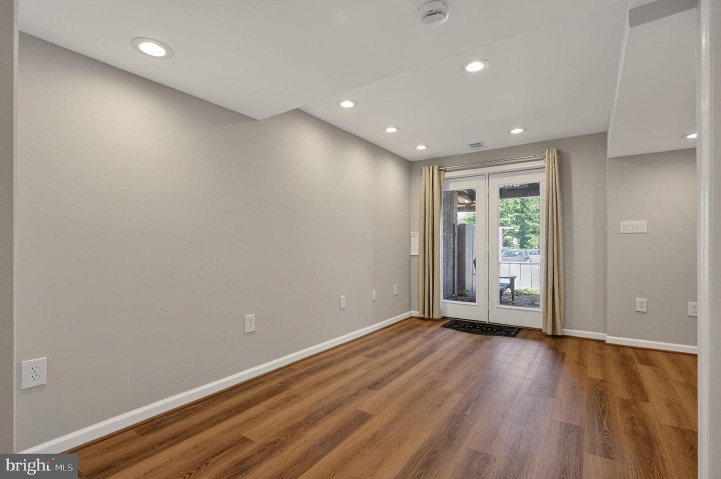 103 W O Street photo 41