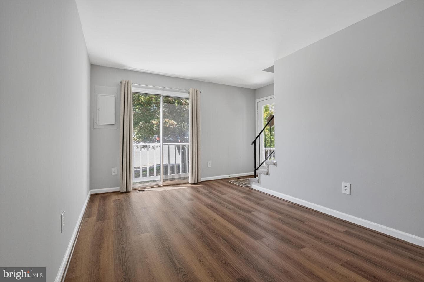 103 W O Street photo 5