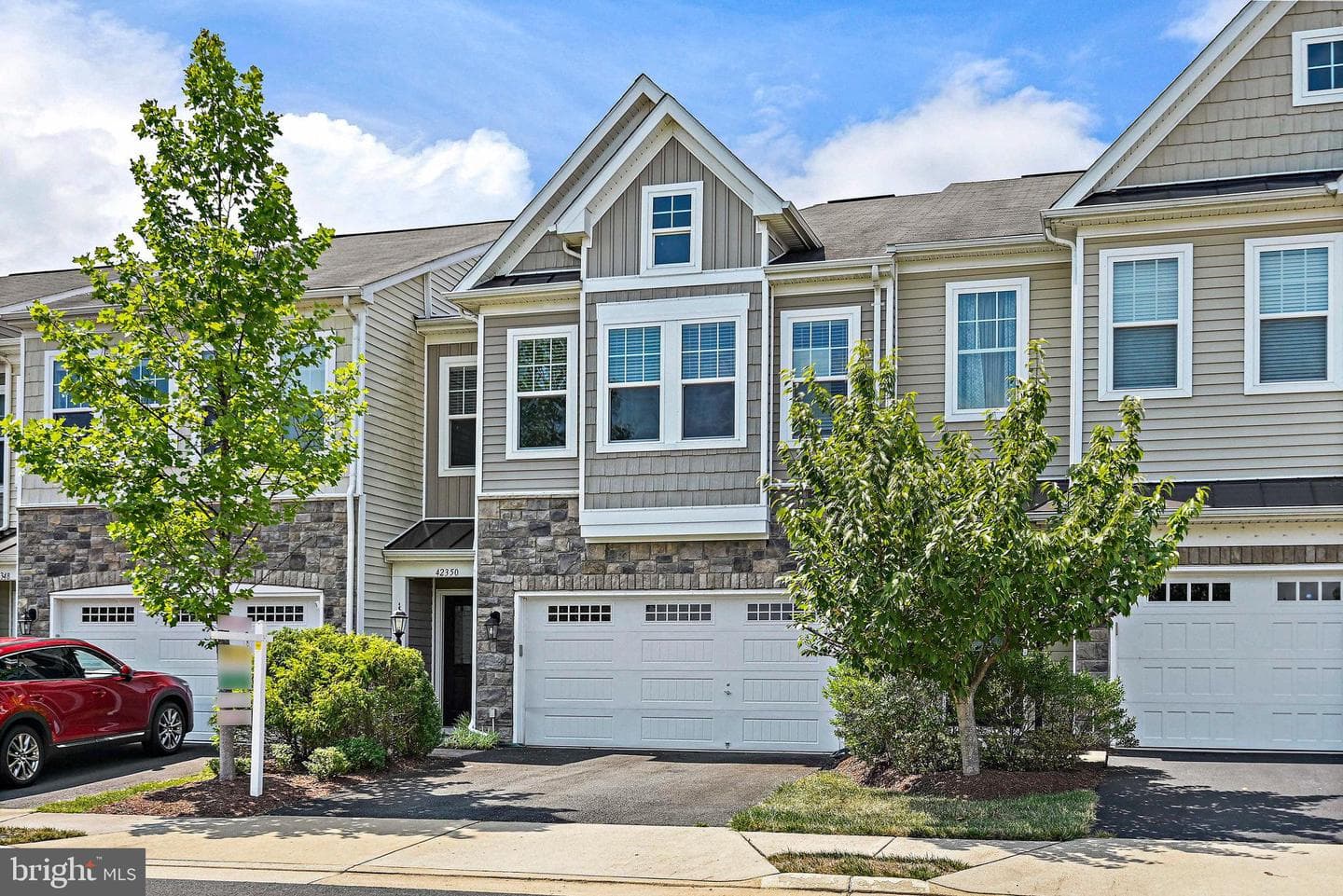 42350 Benfold Sq, Brambleton