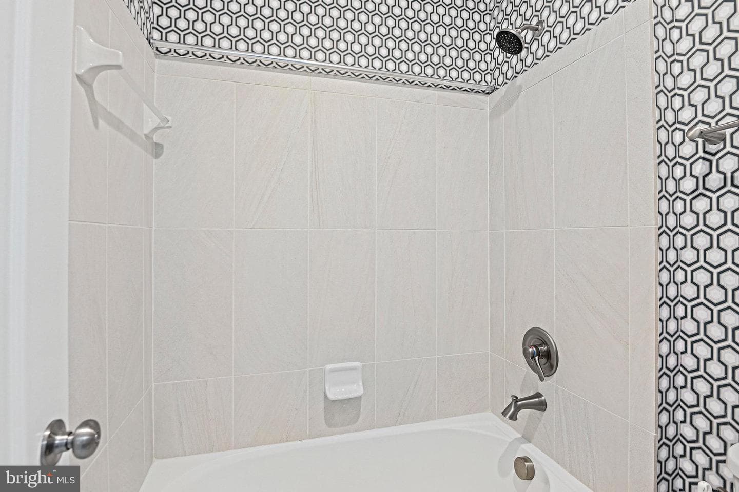 42350 Benfold Square photo 29