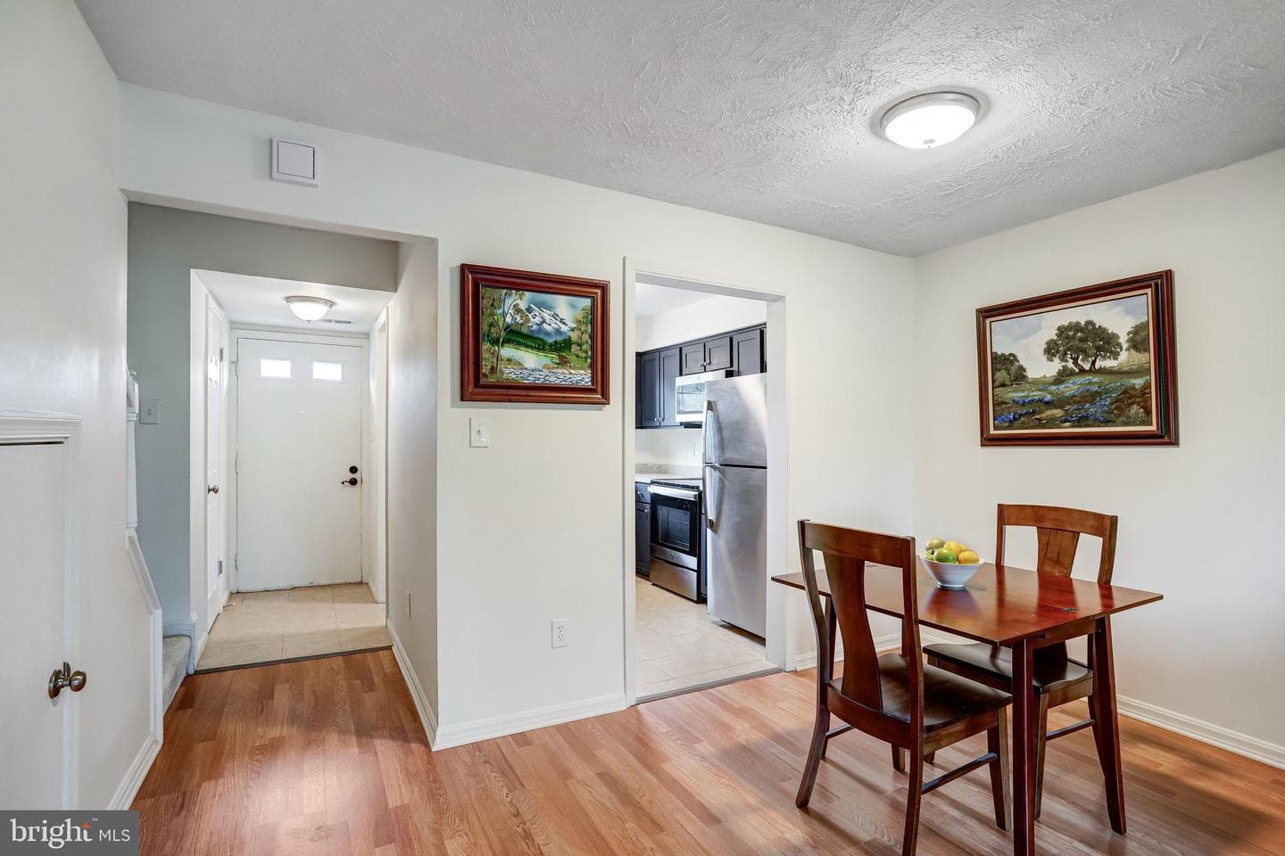 1033 Margate Court photo 8