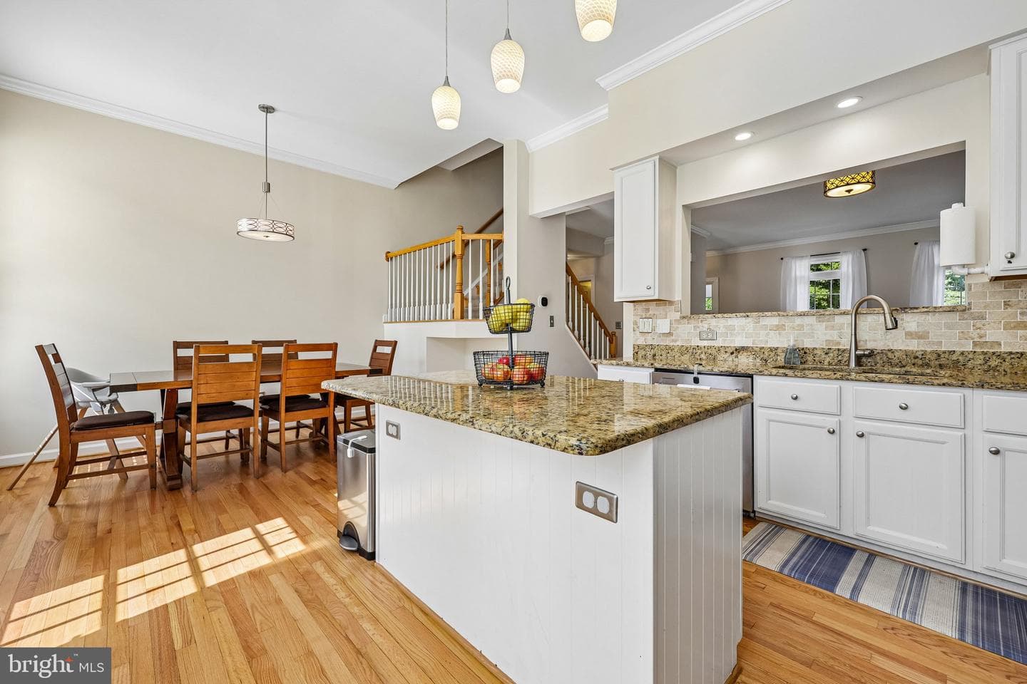 20567 Warburton Bay Square photo 15