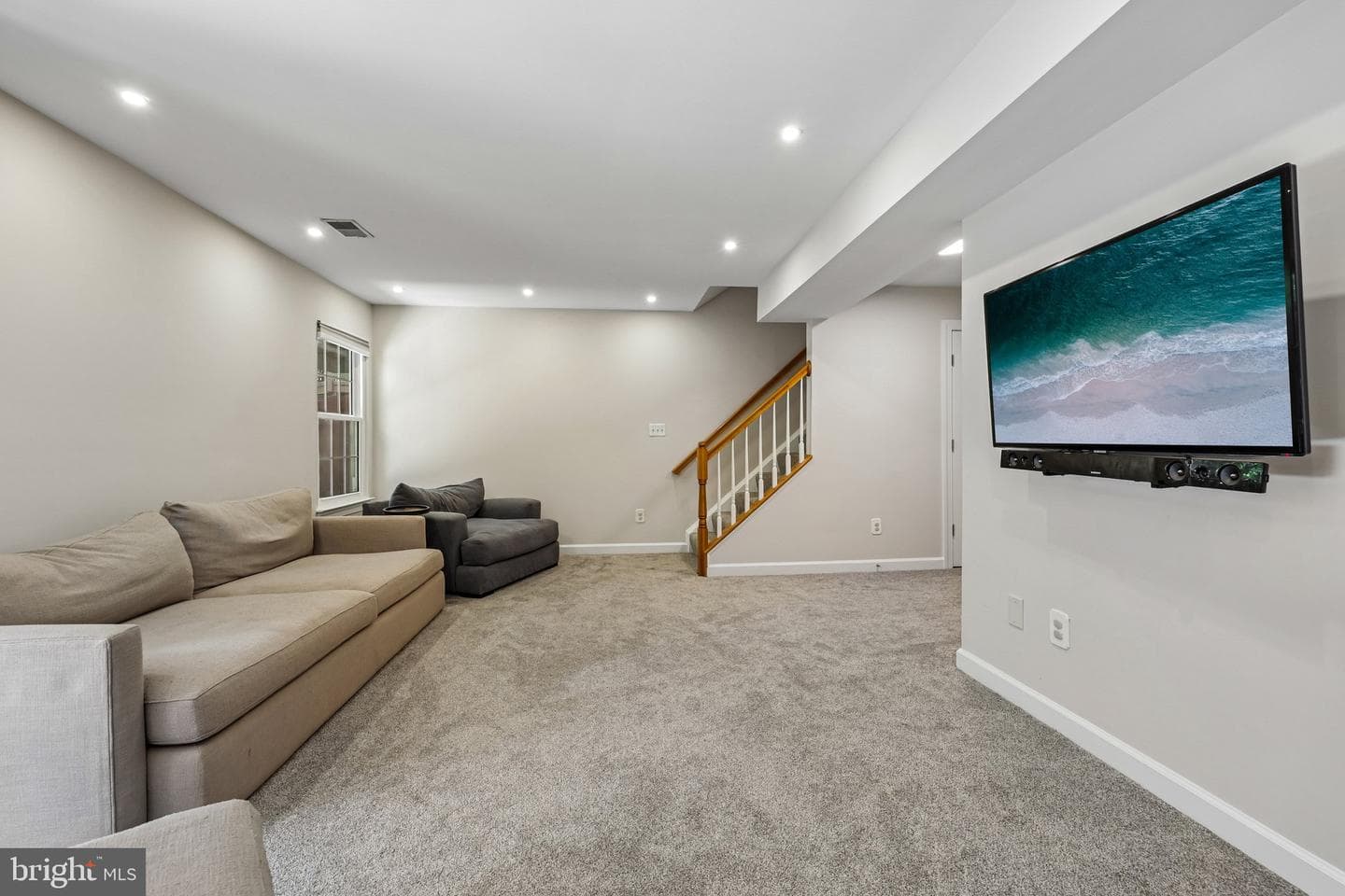 20567 Warburton Bay Square photo 35