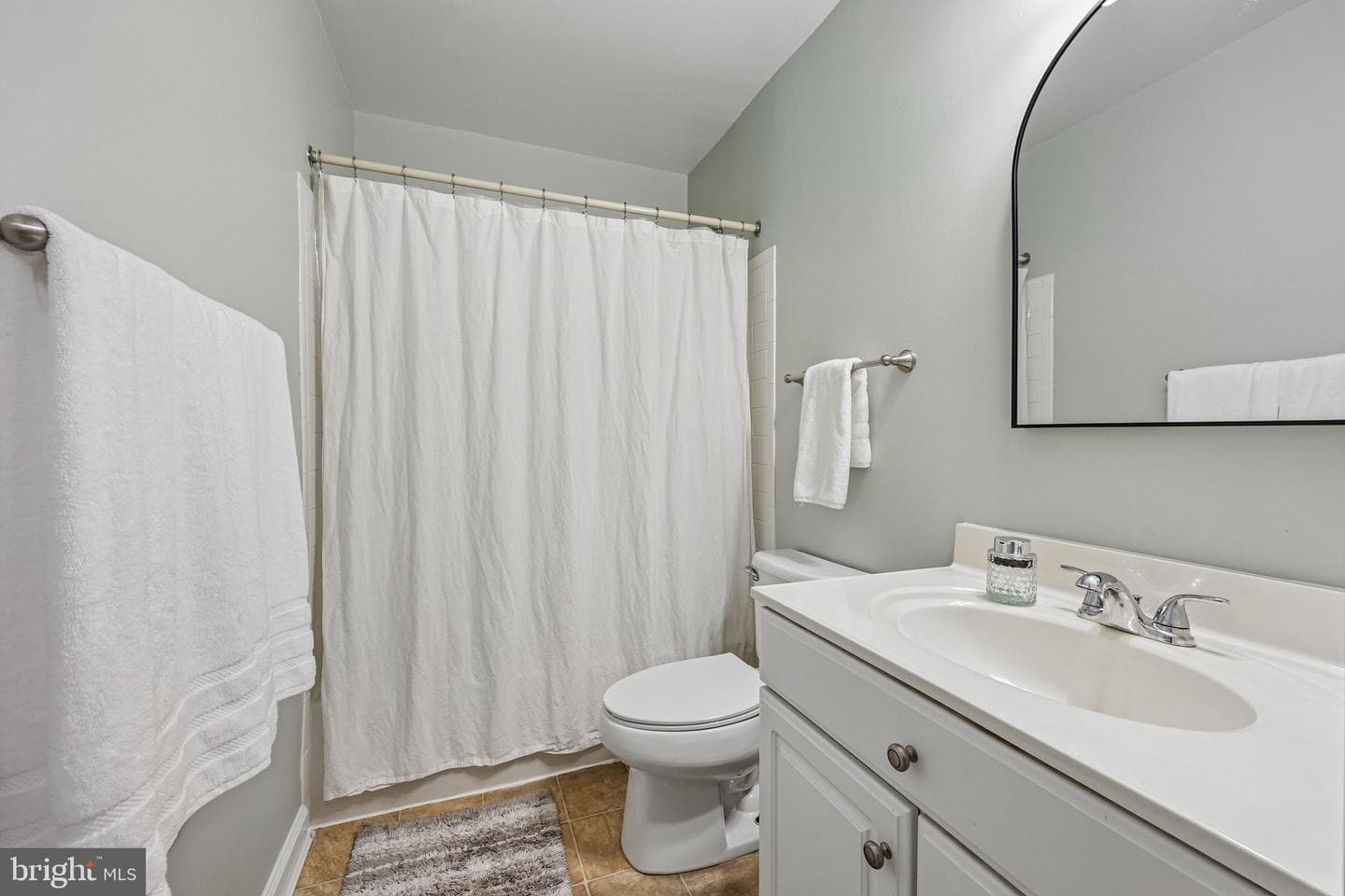 20567 Warburton Bay Square photo 39