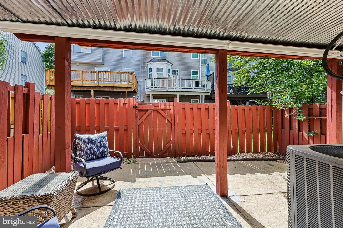 20567 Warburton Bay Square photo 41